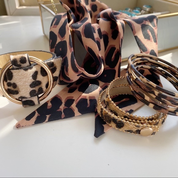4pc Leopard Print Bracelet + Twilly Scarf Set - Picture 14 of 14